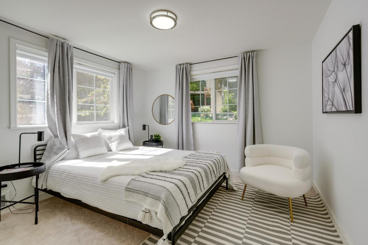Modern 3 Miles To Wine Country! Holiday home Woodinville